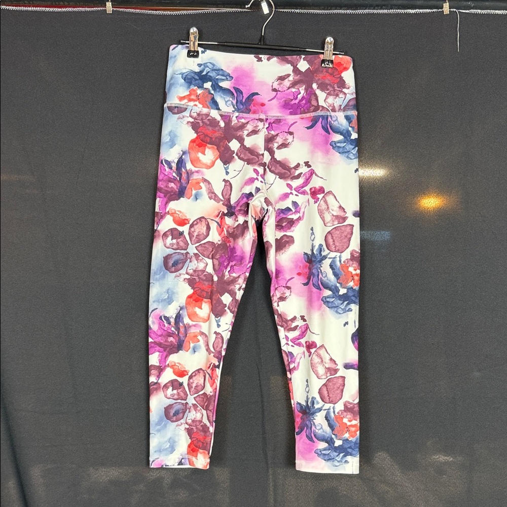 Balance collection Capri Leggings